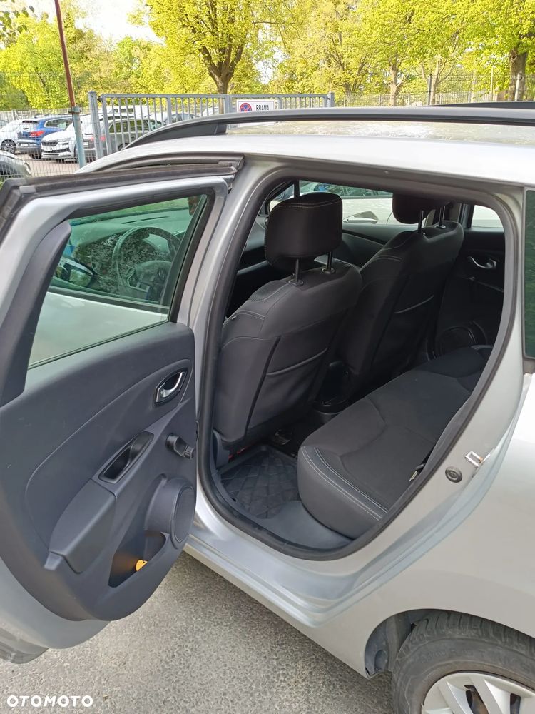 Renault Clio 1.2 16V Alize - 10