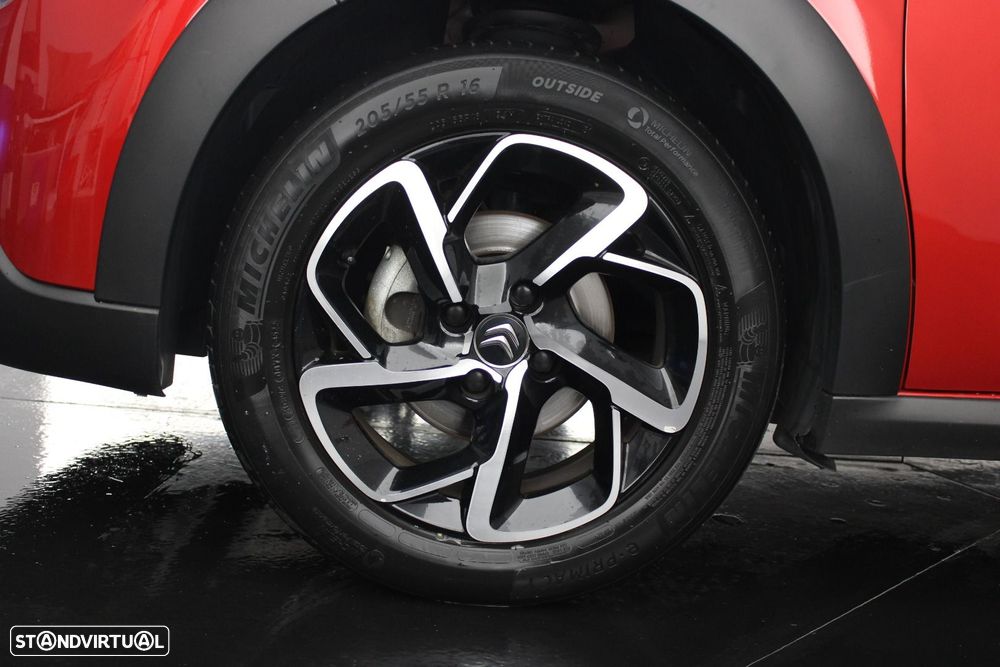 Citroën C3 1.2 PureTech Shine - 29