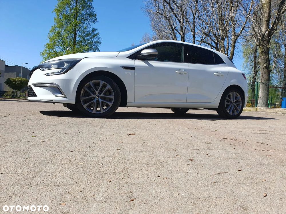 Renault Megane ENERGY TCe 165 EDC GT LINE - 33