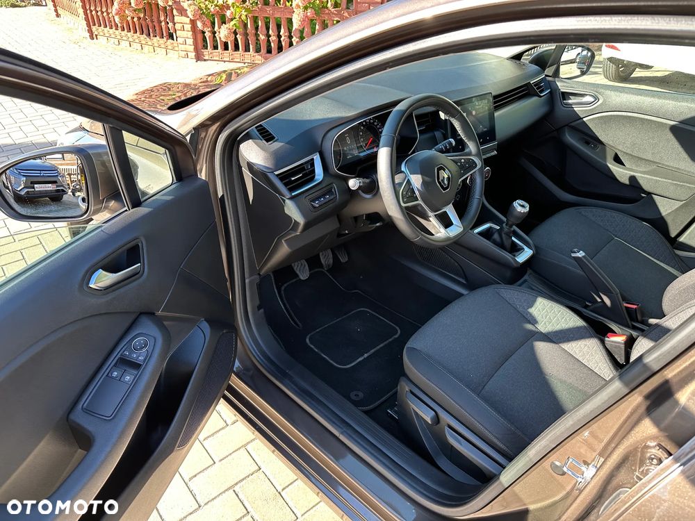 Renault Clio - 6