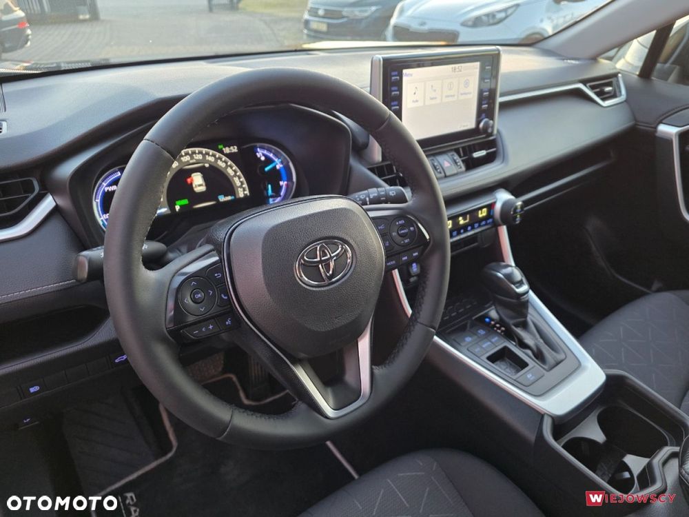 Toyota RAV4 - 16