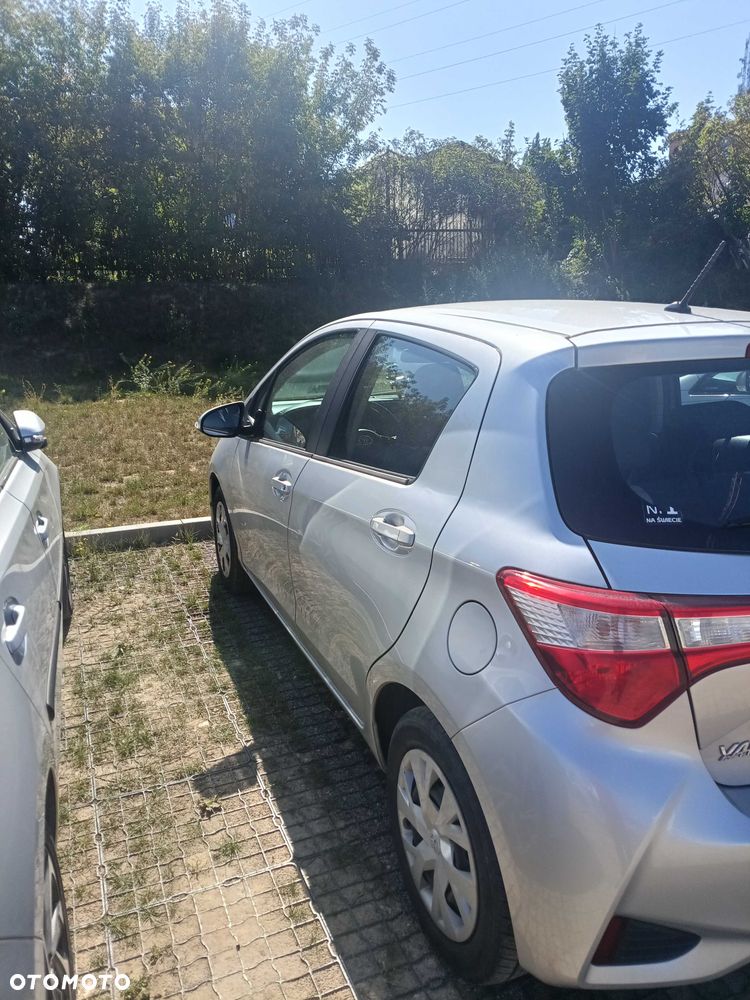 Toyota Yaris - 3