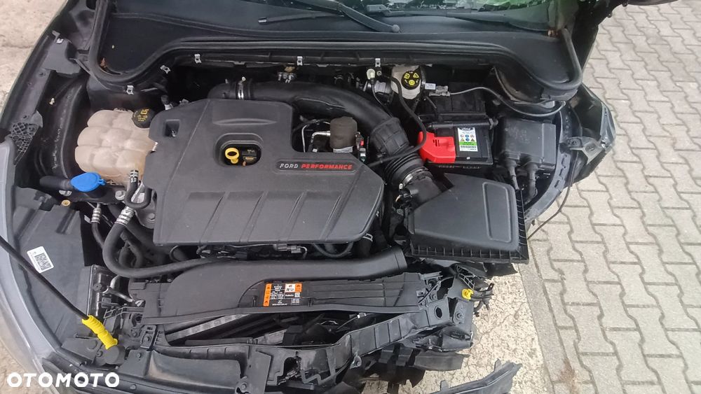Ford Focus - 6