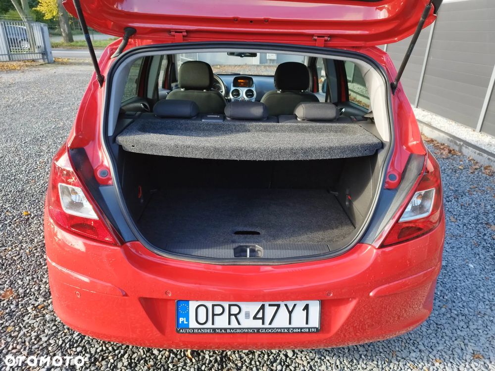 Opel Corsa 1.4 16V Innovation - 19