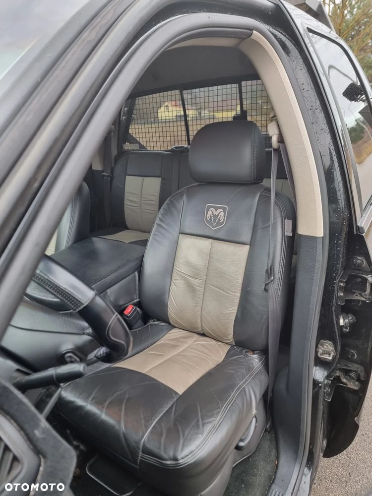 Dodge RAM 5.7 4WD HEMI - 7