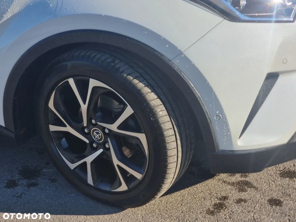 Toyota C-HR - 3