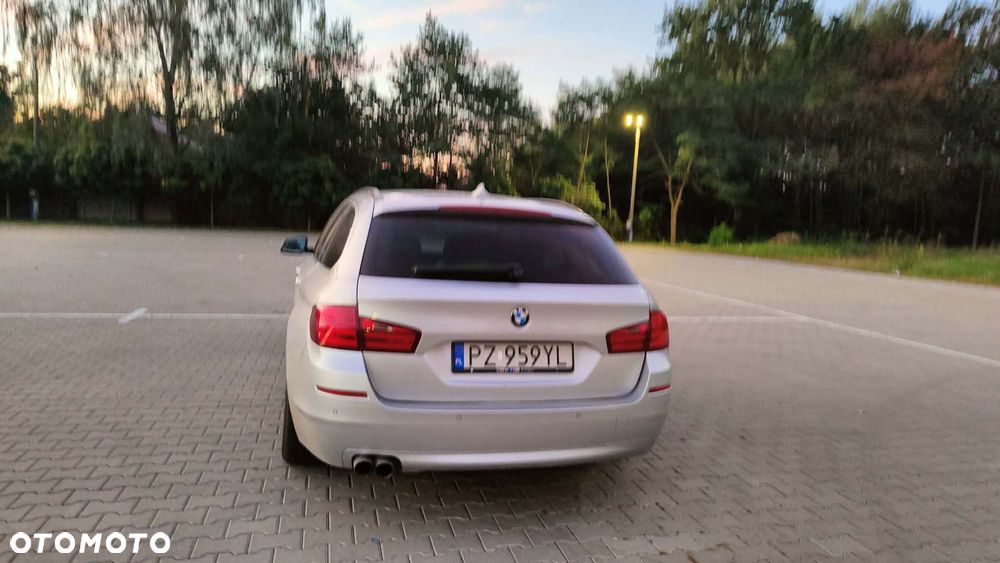 BMW Seria 5 520d - 12
