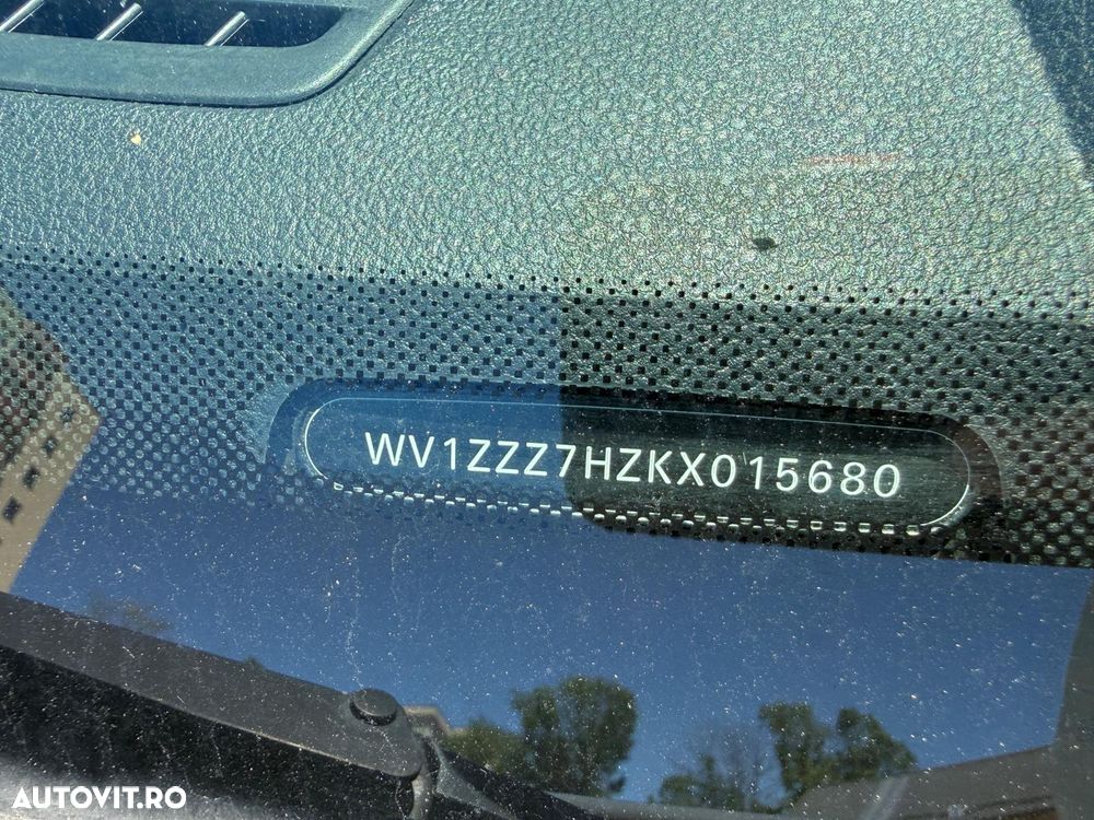 Volkswagen Transporter - 19