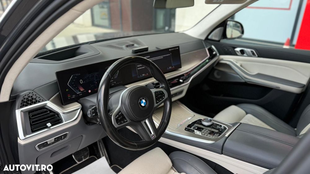 BMW X7 M60i xDrive AT MHEV - 10