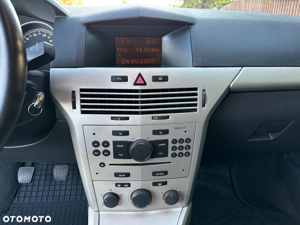 Opel Astra GTC 1.4 Edition - 22