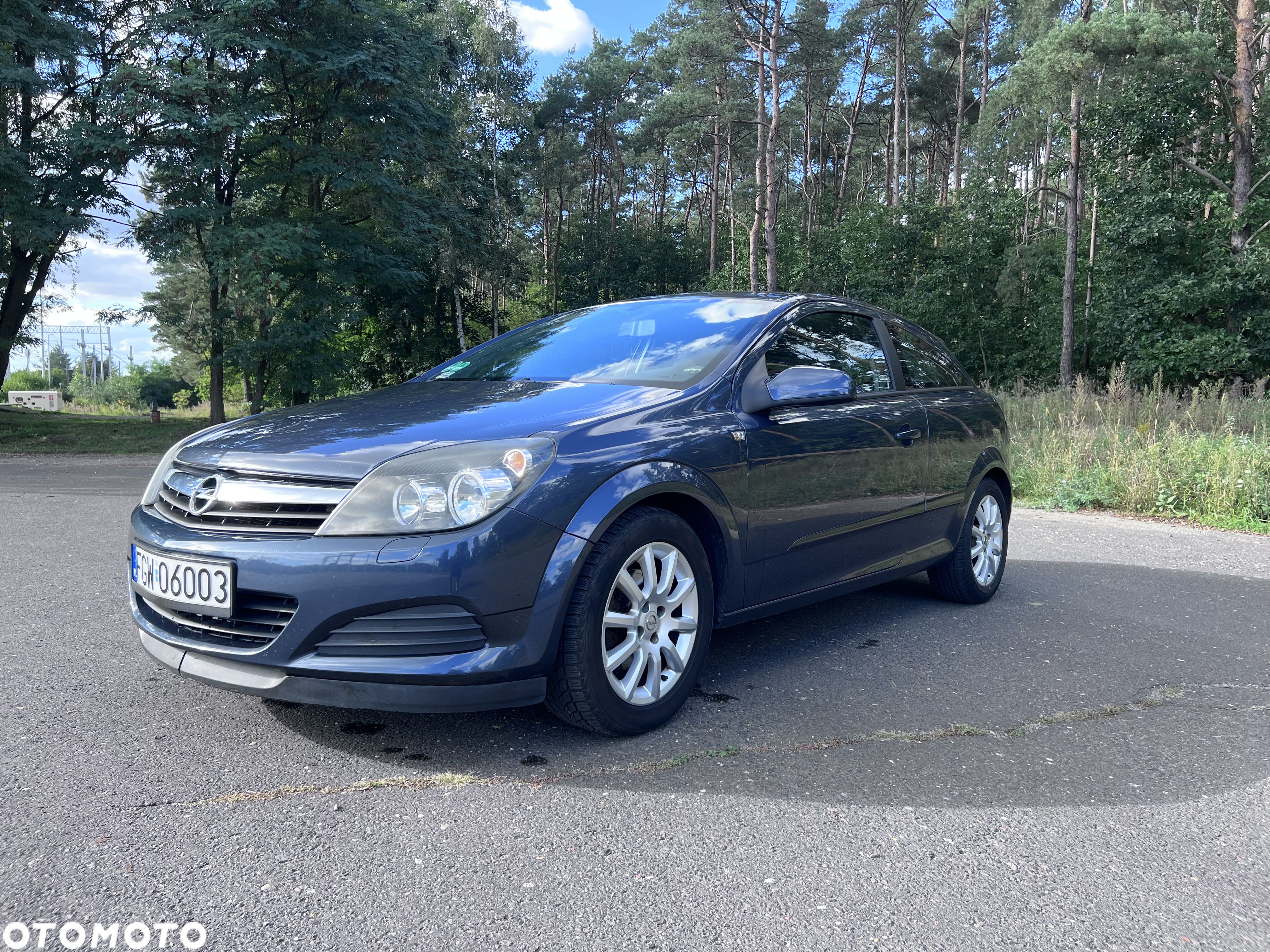 Opel Astra GTC 1.4 - 1