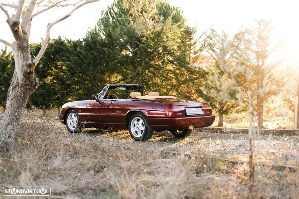 Alfa Romeo Spider 2.0 - 30