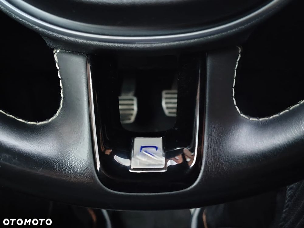 Volvo XC 60 D3 Drive-E R-Design Momentum - 32