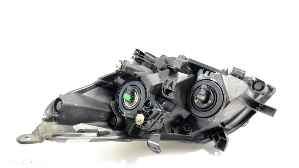 toyota verso lampa reflektor prawy 81110-0f090 eu - 9