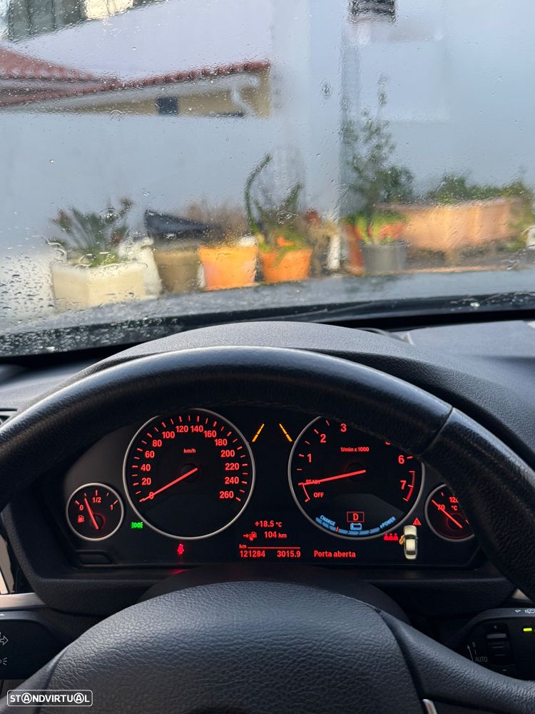 BMW 330 - 7