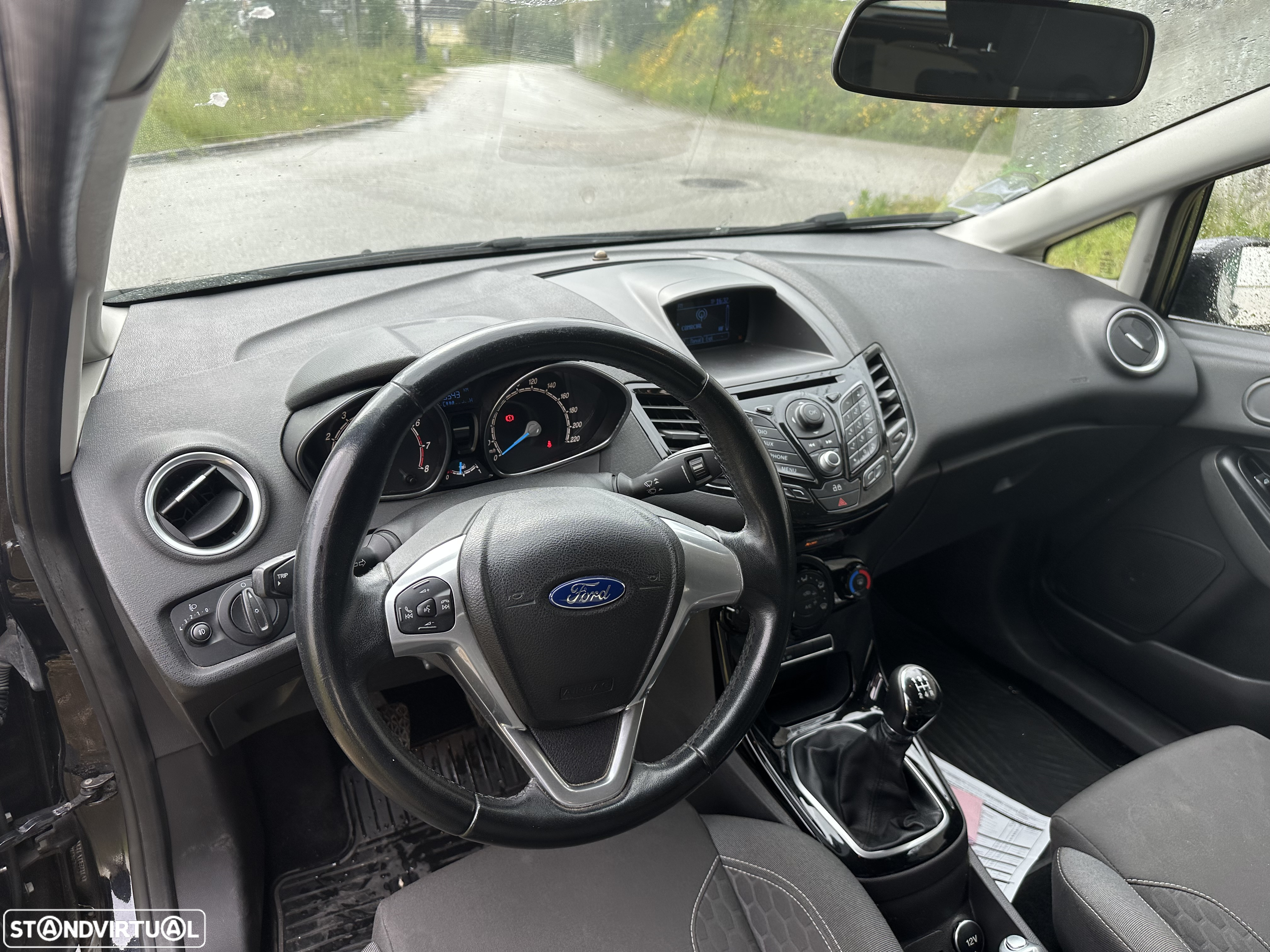 Ford Fiesta 1.0 T EcoBoost Titanium - 13