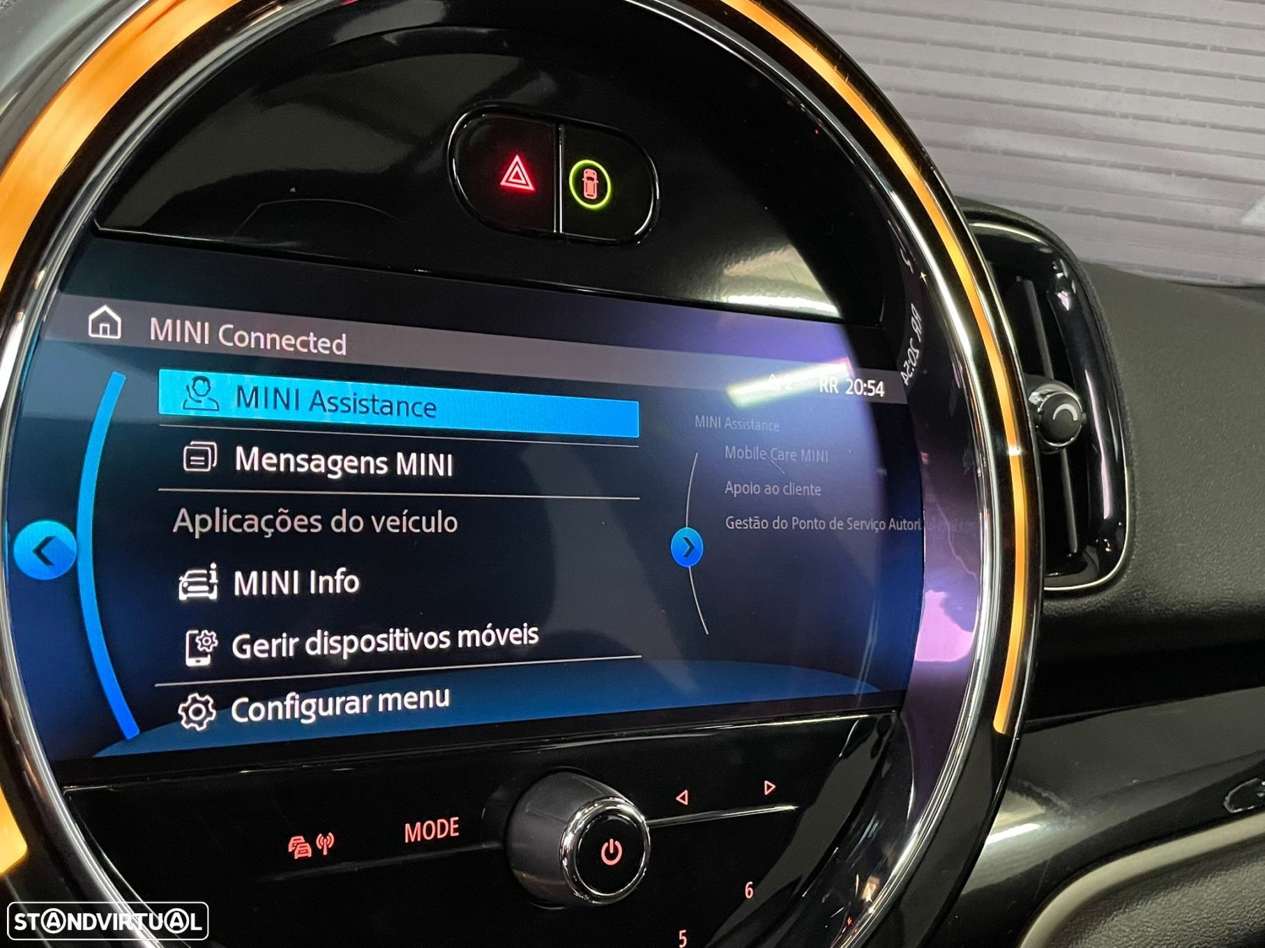 MINI Countryman Cooper SE Premium Essential Auto - 23