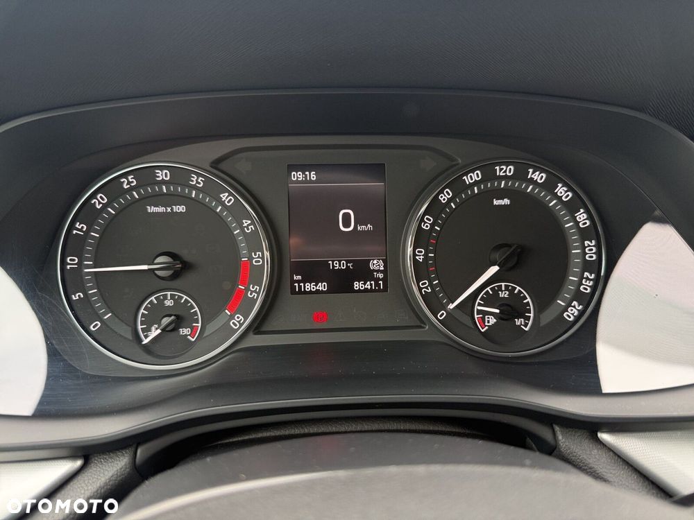 Skoda Octavia 2.0 TDI Ambition - 22