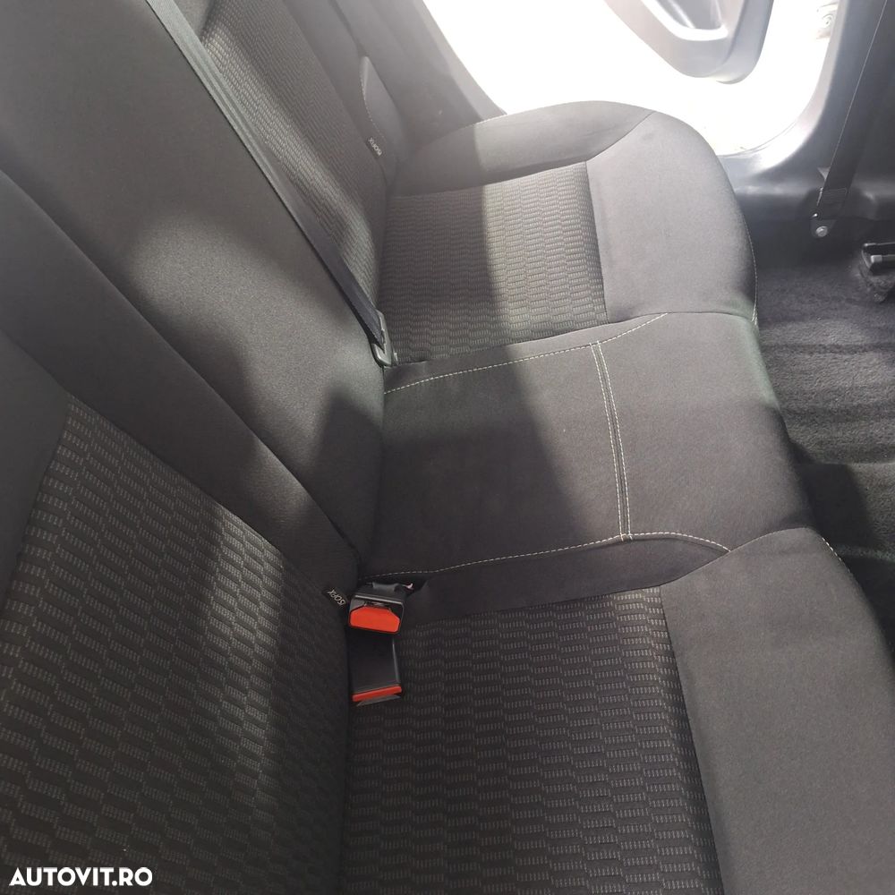 Peugeot 208 1.2 L PureTech Active - 37