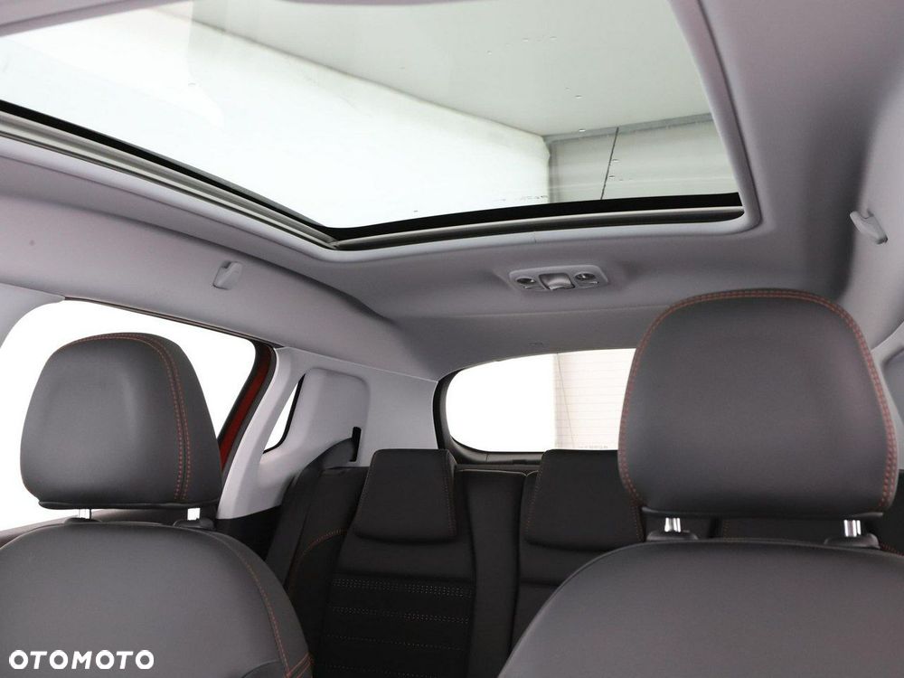 Peugeot 2008 PureTech 110 Stop&Start EAT6 GT-Line Edition - 37