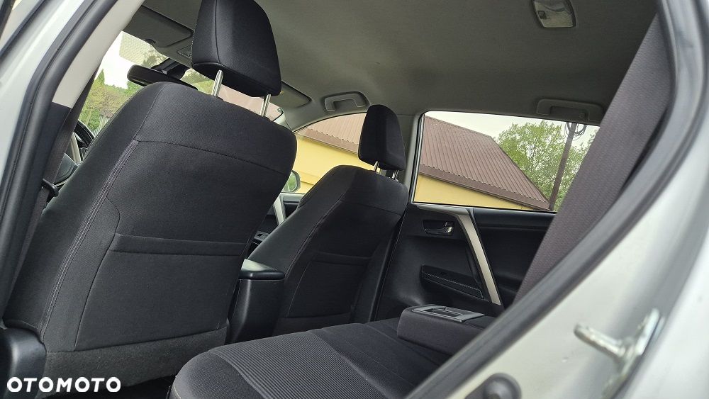 Toyota RAV4 2.0 D-4D Premium - 13