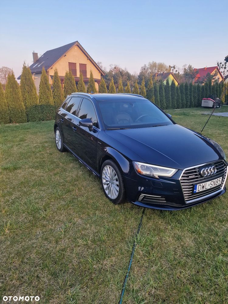 Audi A3 Sportback 1.4 TFSI e-tron S tronic - 19