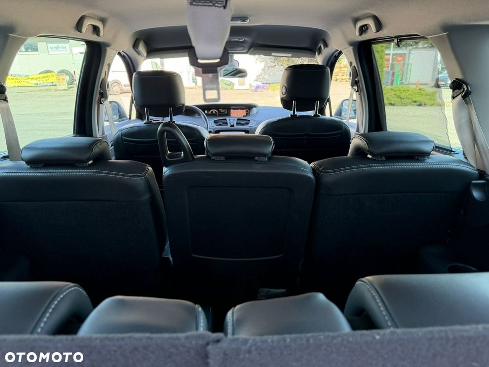 Renault Grand Scenic ENERGY TCe 130 BOSE EDITION - 32