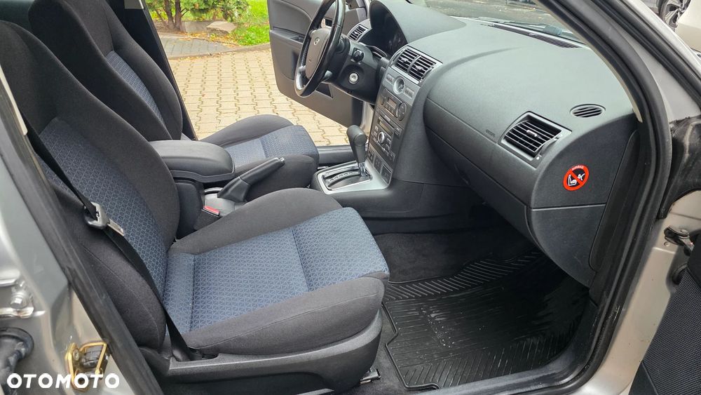Ford Mondeo - 21