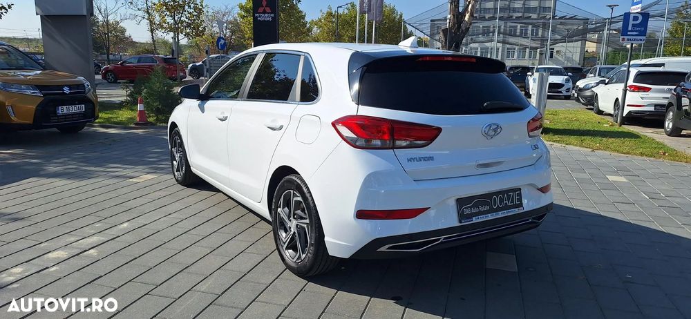Hyundai i30 1.5 110CP 5DR M/T Highway - 6