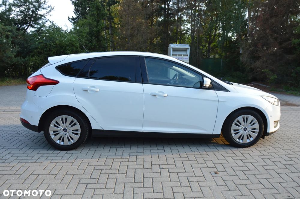 Ford Focus 1.0 EcoBoost Gold X (Edition) - 6