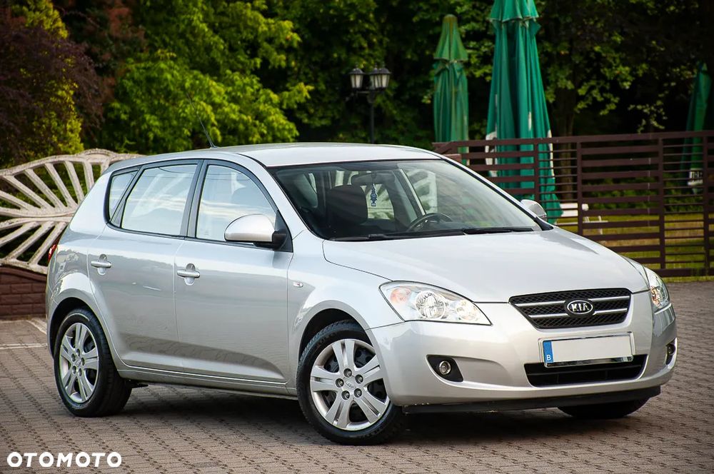 Kia Ceed 1.4 Comfort + - 1