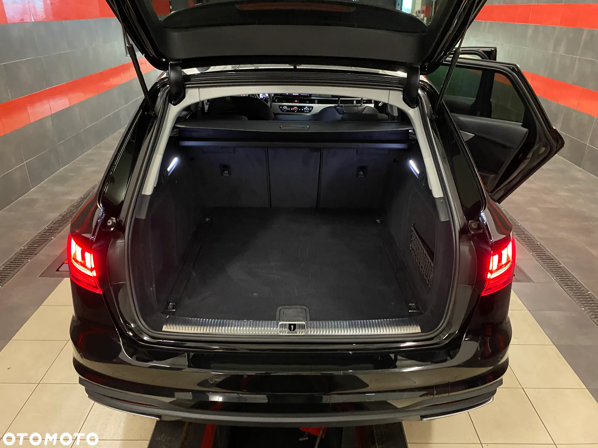 Audi A4 2.0 TDI Design S tronic - 20