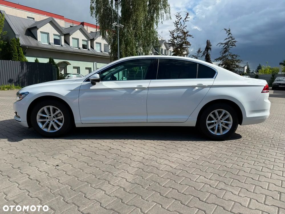 Volkswagen Passat - 3