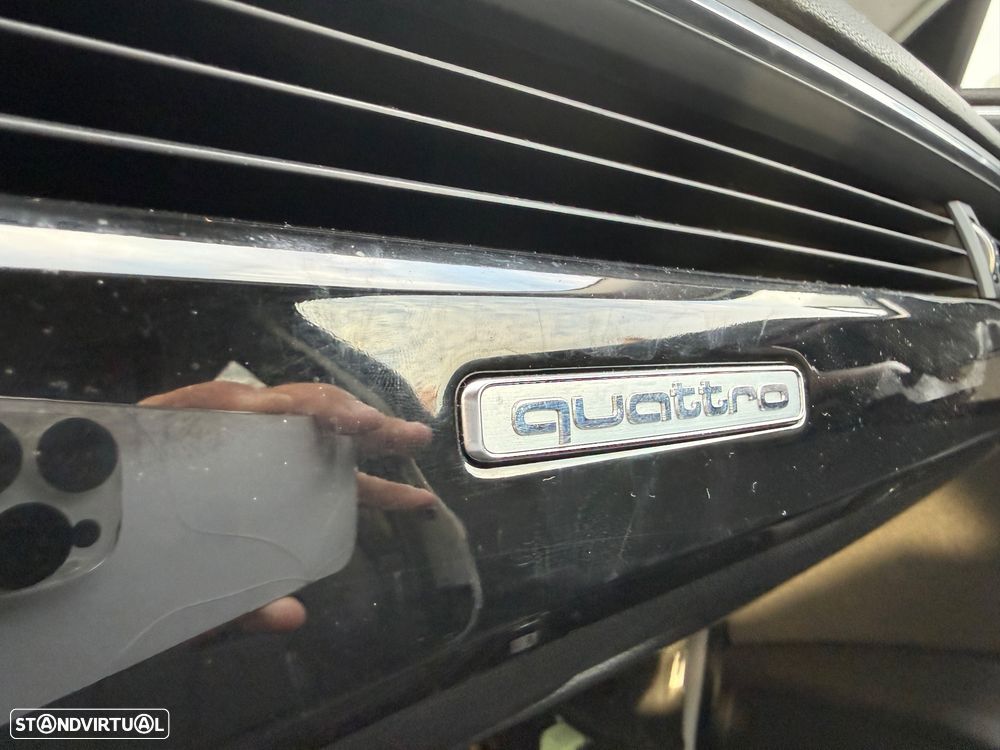 Audi A4 Avant 2.0 TDI S tronic quattro design - 8
