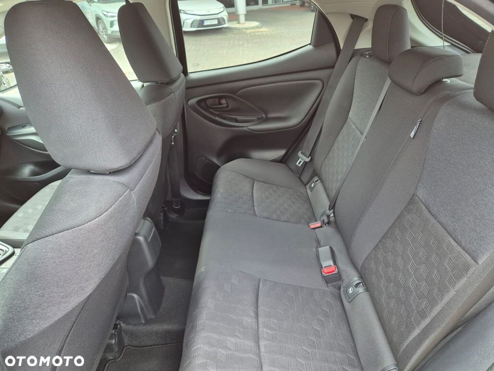 Toyota Yaris Hybrid 1.5 Style - 12