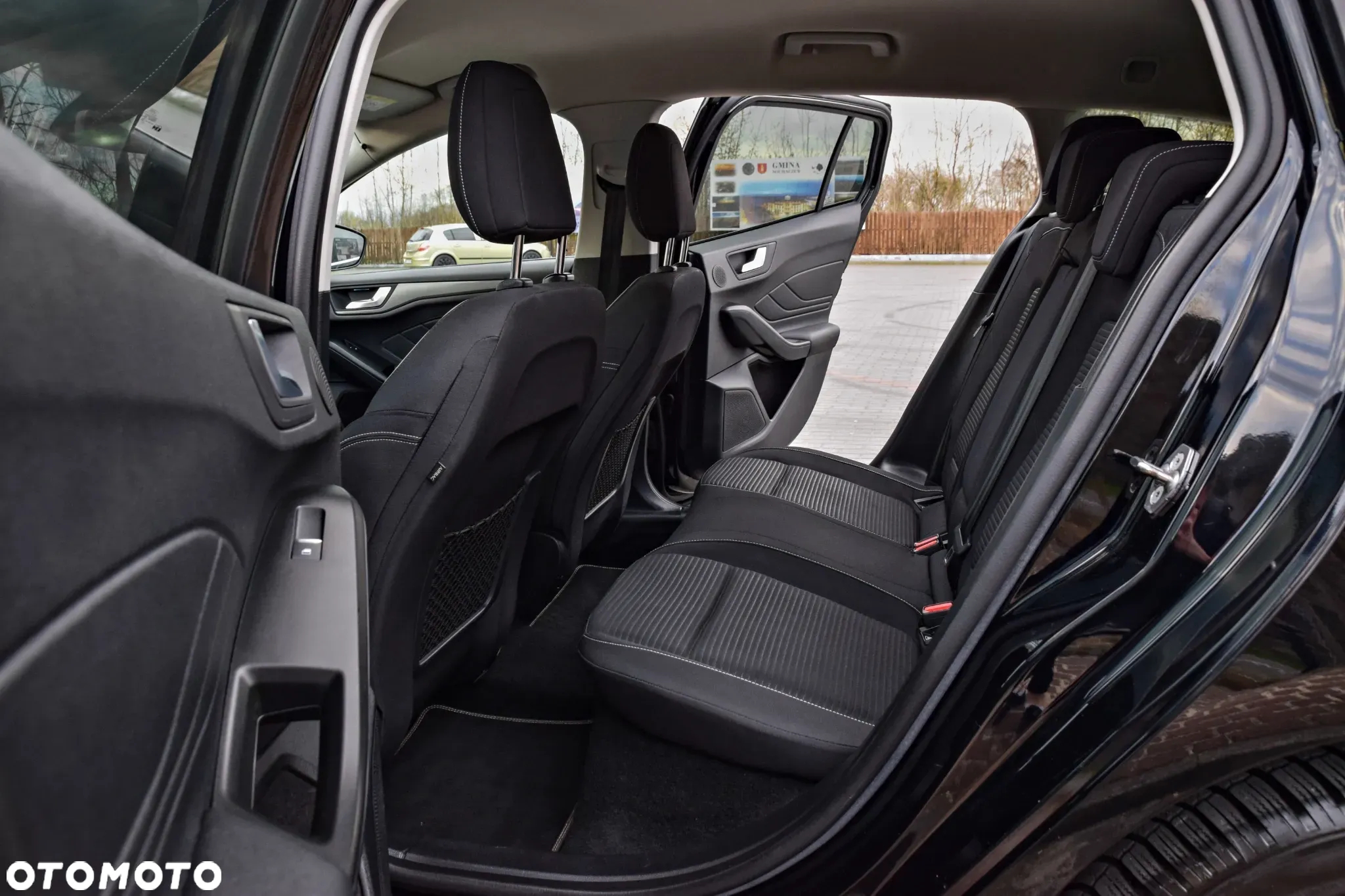 Ford Focus 1.5 EcoBoost Titanium X - 19