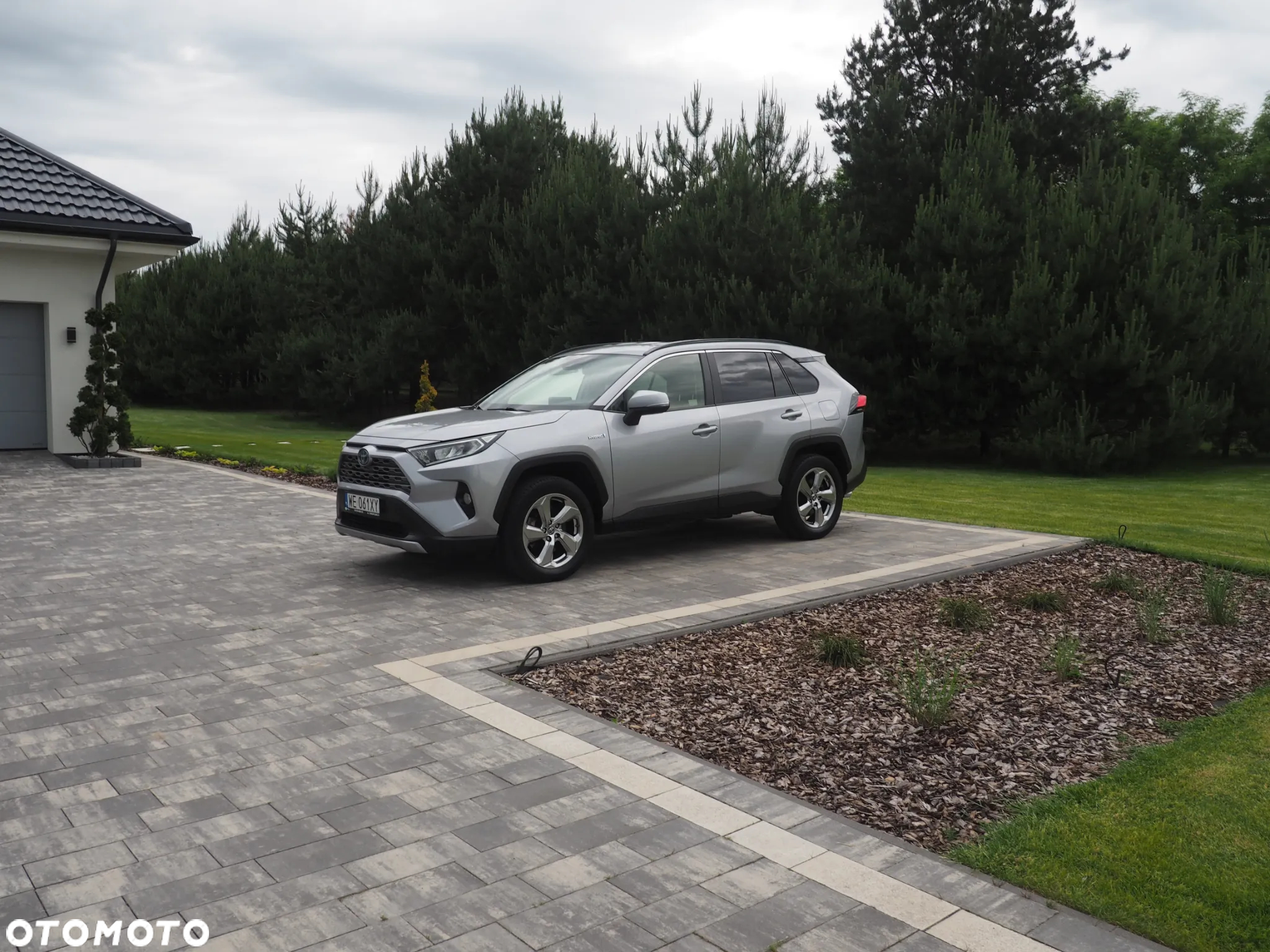 Toyota RAV4 2.5 Hybrid Comfort 4x2 - 18