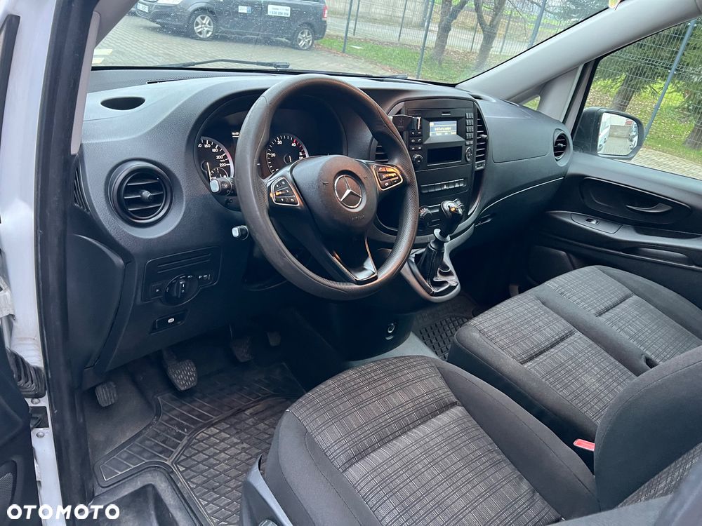 Mercedes-Benz Vito - 11