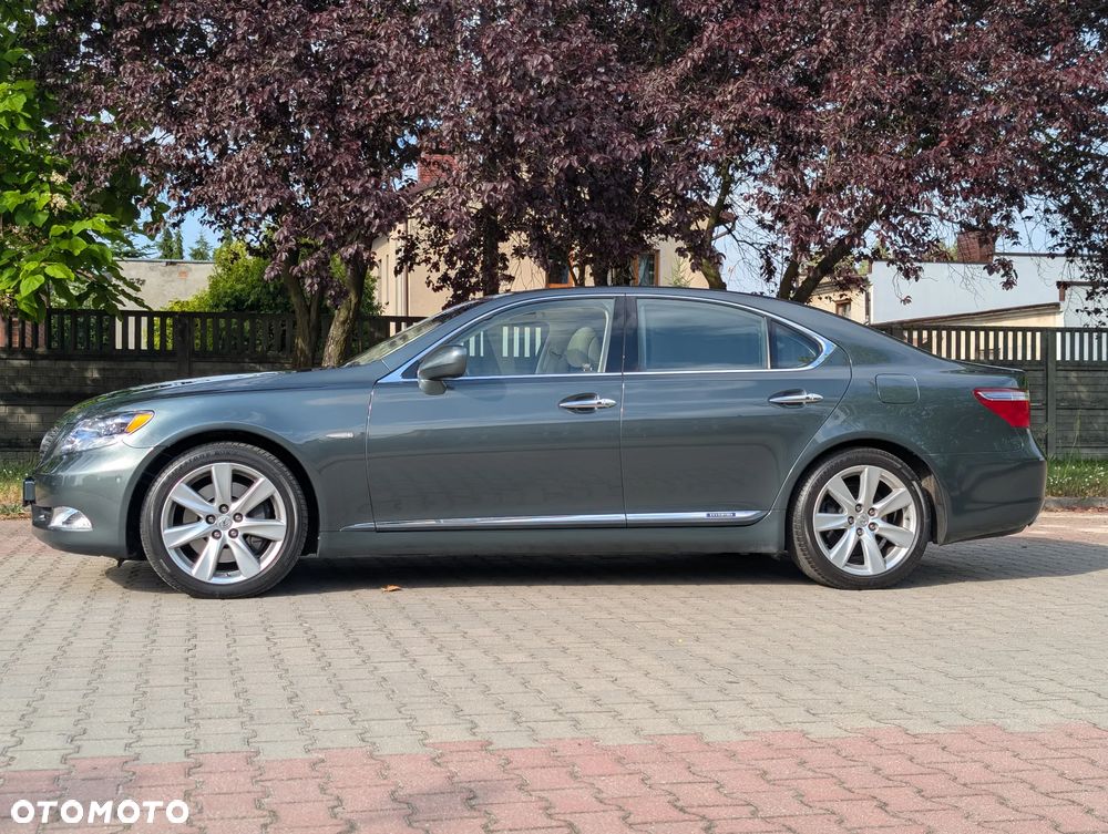 Lexus LS 600h Elegance - 7