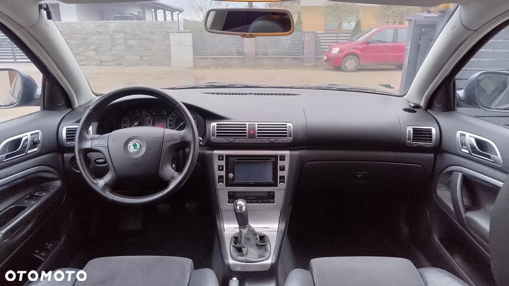 Skoda Superb 1.8 Turbo Comfort - 20