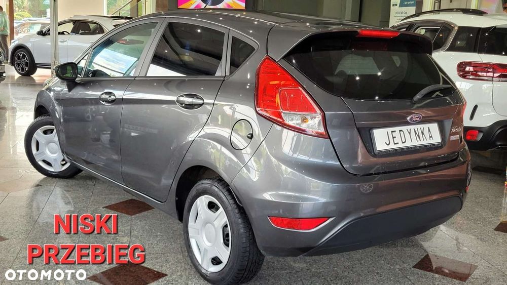 Ford Fiesta - 7