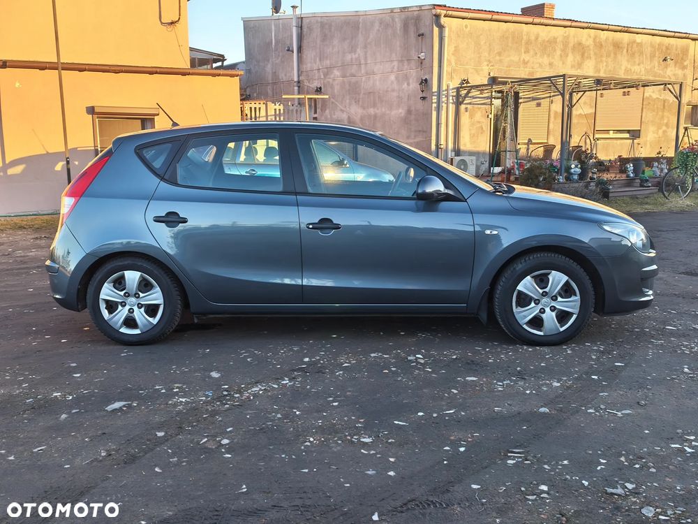 Hyundai i30 1.4 Edition Plus - 9