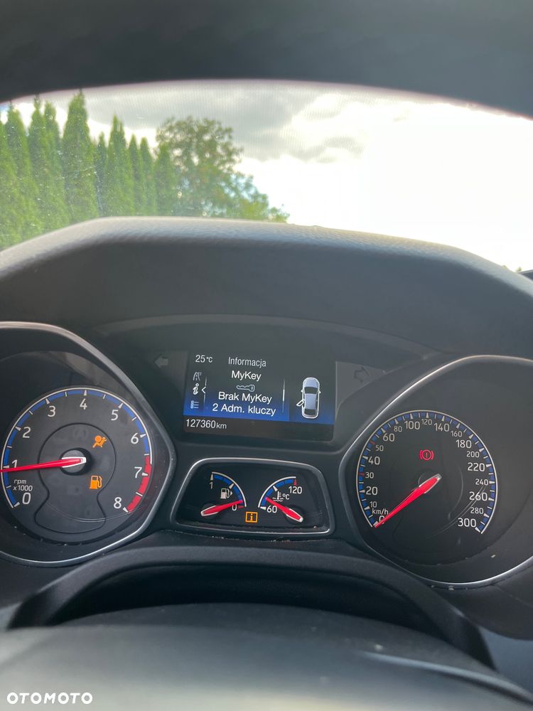 Ford Focus - 12