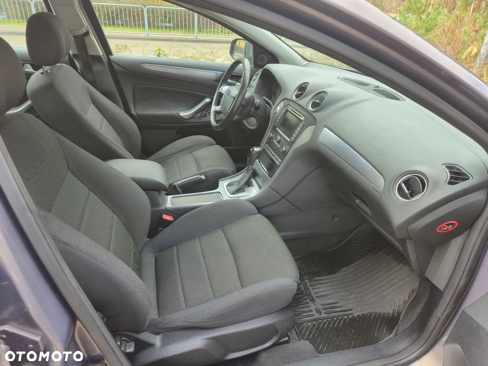 Ford Mondeo 2.0 TDCi Titanium - 17