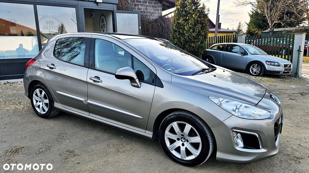 Peugeot 308 1.6 Premium Plus - 8