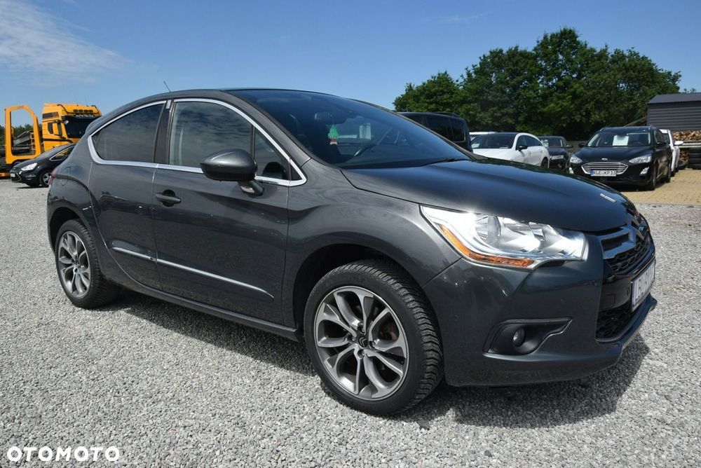 Citroën DS4 1.6 THP SoChic - 8
