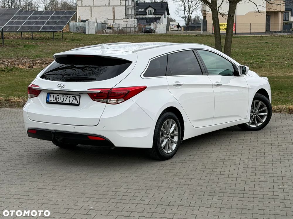 Hyundai i40 Kombi blue 1.7 CRDi Premium - 15