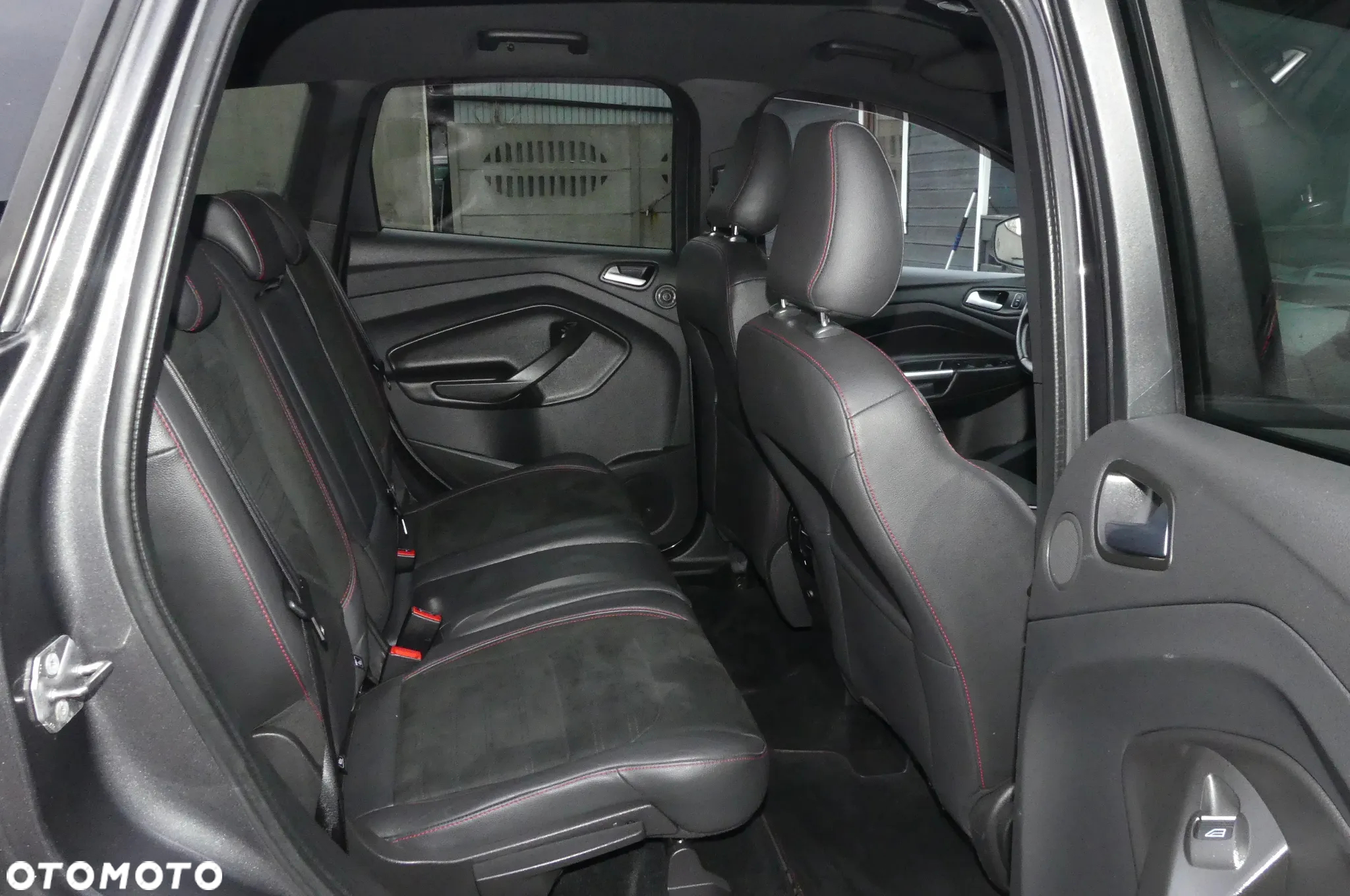 Ford Kuga 2.0 TDCi FWD ST-Line - 7