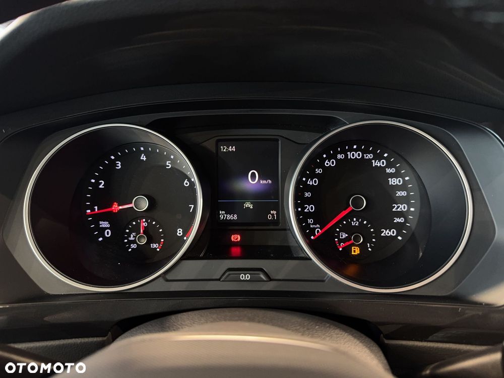 Volkswagen Tiguan - 21