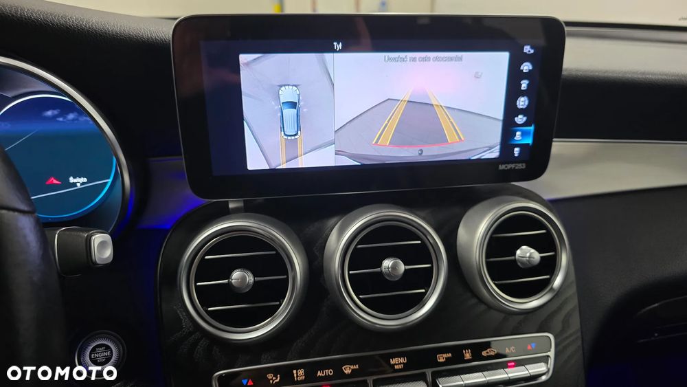 Mercedes-Benz GLC 300 de 4Matic 9G-TRONIC AMG Line Plus - 30